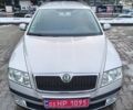 Серый Шкода Октавия, объемом двигателя 1.6 л и пробегом 196 тыс. км за 5950 $, фото 1 на Automoto.ua