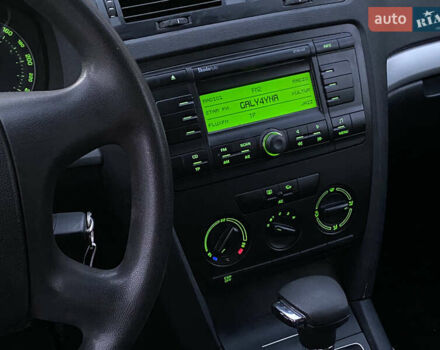 Шкода Октавия 2006 в Самборе на Automoto.ua Серый Шкода Октавия, объемом двигателя 1.6 л и пробегом 230 тыс. км за 6899 $, фото 34 на Automoto.ua