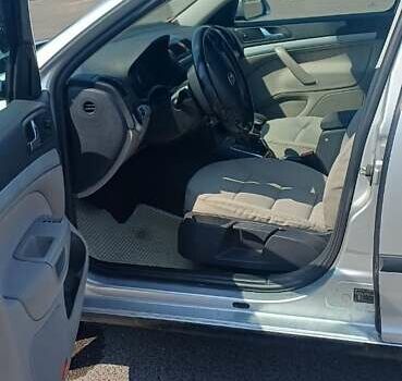 Серый Шкода Октавия, объемом двигателя 1.6 л и пробегом 278 тыс. км за 5300 $, фото 3 на Automoto.ua