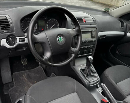 Серый Шкода Октавия, объемом двигателя 1.6 л и пробегом 230 тыс. км за 7500 $, фото 8 на Automoto.ua