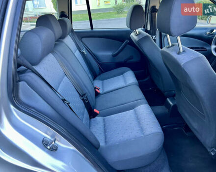Серый Шкода Октавия, объемом двигателя 1.6 л и пробегом 235 тыс. км за 5600 $, фото 24 на Automoto.ua