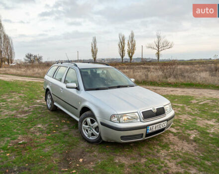 Сірий Шкода Октавія, об'ємом двигуна 1.6 л та пробігом 237 тис. км за 5799 $, фото 1 на Automoto.ua