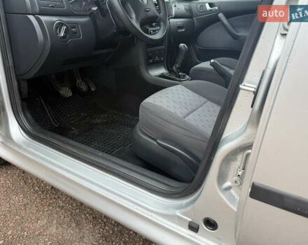 Серый Шкода Октавия, объемом двигателя 1.6 л и пробегом 310 тыс. км за 3850 $, фото 19 на Automoto.ua