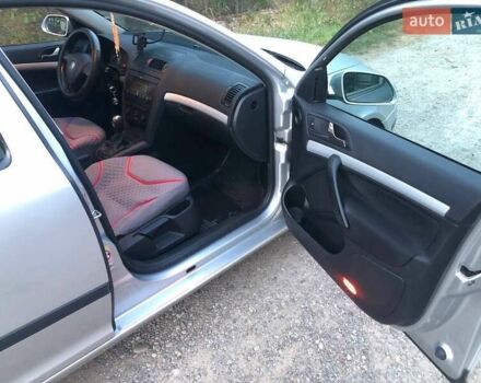 Сірий Шкода Октавія, об'ємом двигуна 1.8 л та пробігом 206 тис. км за 7100 $, фото 12 на Automoto.ua