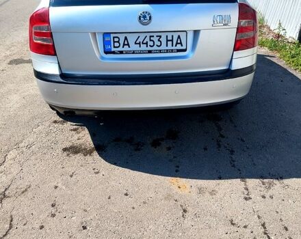 Серый Шкода Октавия, объемом двигателя 1.6 л и пробегом 399 тыс. км за 6200 $, фото 3 на Automoto.ua