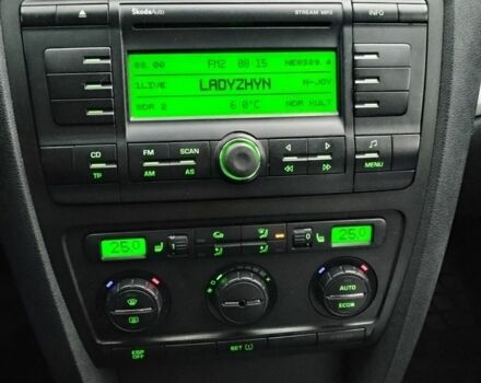 Серый Шкода Октавия, объемом двигателя 1.6 л и пробегом 240 тыс. км за 6500 $, фото 6 на Automoto.ua