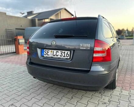 Серый Шкода Октавия, объемом двигателя 2 л и пробегом 235 тыс. км за 1772 $, фото 7 на Automoto.ua