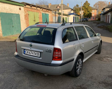 Серый Шкода Октавия, объемом двигателя 1.6 л и пробегом 375 тыс. км за 5500 $, фото 3 на Automoto.ua