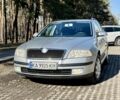 Серый Шкода Октавия, объемом двигателя 1.6 л и пробегом 202 тыс. км за 4400 $, фото 1 на Automoto.ua