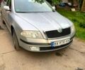 Сірий Шкода Октавія, об'ємом двигуна 1.6 л та пробігом 300 тис. км за 6500 $, фото 1 на Automoto.ua