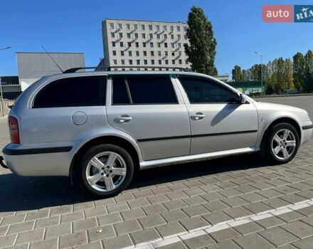 Серый Шкода Октавия, объемом двигателя 1.6 л и пробегом 241 тыс. км за 5950 $, фото 4 на Automoto.ua