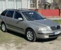 Сірий Шкода Октавія, об'ємом двигуна 2 л та пробігом 300 тис. км за 2250 $, фото 1 на Automoto.ua