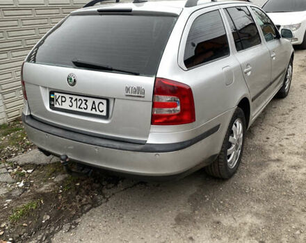Сірий Шкода Октавія, об'ємом двигуна 2.05 л та пробігом 205 тис. км за 7200 $, фото 3 на Automoto.ua