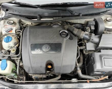 Серый Шкода Октавия, объемом двигателя 1.6 л и пробегом 230 тыс. км за 6000 $, фото 11 на Automoto.ua