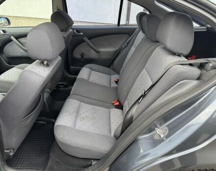 Серый Шкода Октавия, объемом двигателя 1.6 л и пробегом 258 тыс. км за 4700 $, фото 6 на Automoto.ua