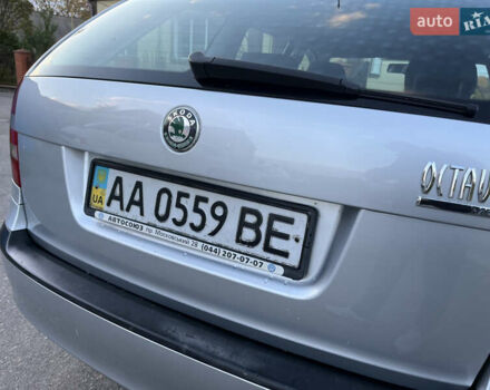 Сірий Шкода Октавія, об'ємом двигуна 0 л та пробігом 250 тис. км за 4999 $, фото 18 на Automoto.ua