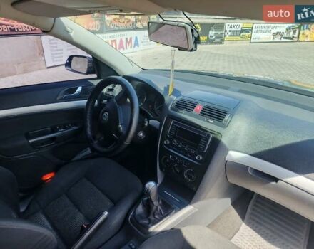 Серый Шкода Октавия, объемом двигателя 1.6 л и пробегом 282 тыс. км за 6000 $, фото 11 на Automoto.ua