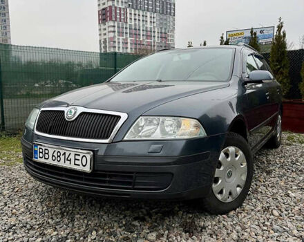 Серый Шкода Октавия, объемом двигателя 1.6 л и пробегом 185 тыс. км за 6750 $, фото 1 на Automoto.ua