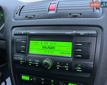 Сірий Шкода Октавія, об'ємом двигуна 1.6 л та пробігом 180 тис. км за 5999 $, фото 55 на Automoto.ua