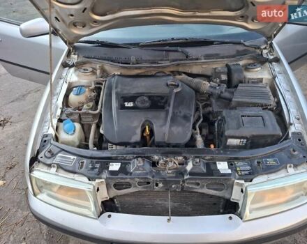 Серый Шкода Октавия, объемом двигателя 1.6 л и пробегом 208 тыс. км за 5200 $, фото 9 на Automoto.ua