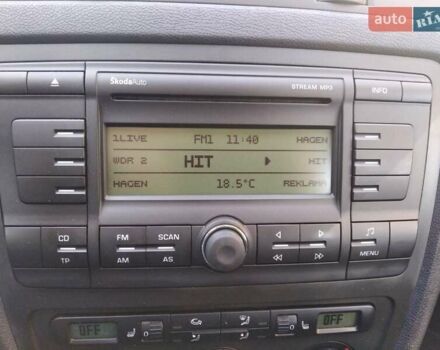 Сірий Шкода Октавія, об'ємом двигуна 1.6 л та пробігом 226 тис. км за 7300 $, фото 3 на Automoto.ua