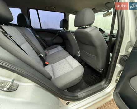 Серый Шкода Октавия, объемом двигателя 1.6 л и пробегом 310 тыс. км за 3850 $, фото 6 на Automoto.ua