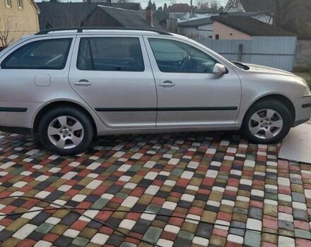 Сірий Шкода Октавія, об'ємом двигуна 1.9 л та пробігом 330 тис. км за 6500 $, фото 1 на Automoto.ua