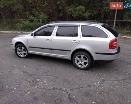 Серый Шкода Октавия, объемом двигателя 1.6 л и пробегом 227 тыс. км за 5750 $, фото 9 на Automoto.ua