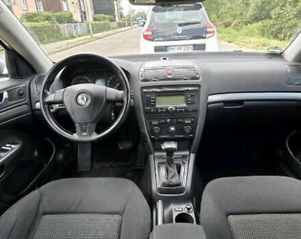Серый Шкода Октавия, объемом двигателя 1.6 л и пробегом 206 тыс. км за 6450 $, фото 10 на Automoto.ua