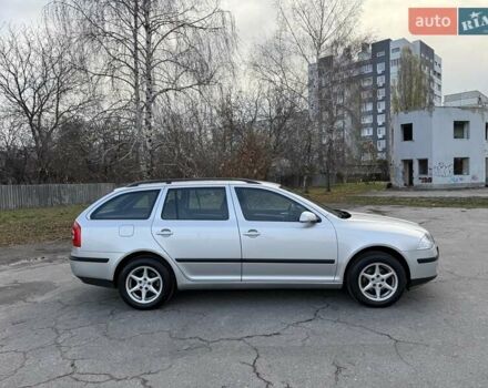 Серый Шкода Октавия, объемом двигателя 1.6 л и пробегом 183 тыс. км за 6300 $, фото 5 на Automoto.ua