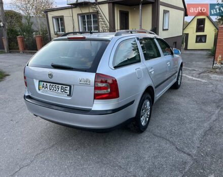 Сірий Шкода Октавія, об'ємом двигуна 0 л та пробігом 250 тис. км за 4999 $, фото 9 на Automoto.ua