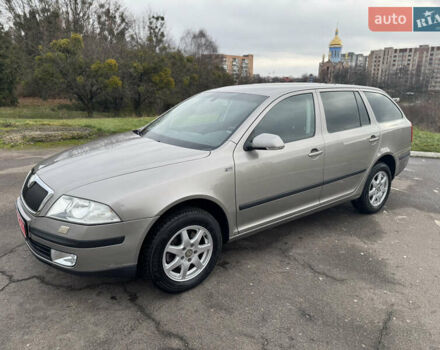 Сірий Шкода Октавія, об'ємом двигуна 2 л та пробігом 208 тис. км за 5600 $, фото 10 на Automoto.ua