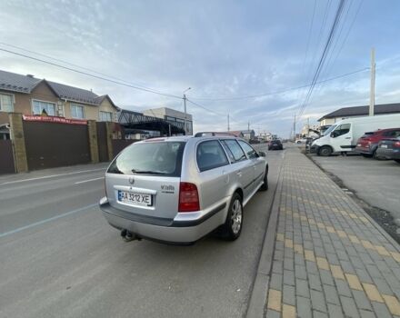 Серый Шкода Октавия, объемом двигателя 1.6 л и пробегом 270 тыс. км за 3500 $, фото 4 на Automoto.ua