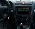 Серый Шкода Октавия, объемом двигателя 1.6 л и пробегом 263 тыс. км за 5228 $, фото 4 на Automoto.ua