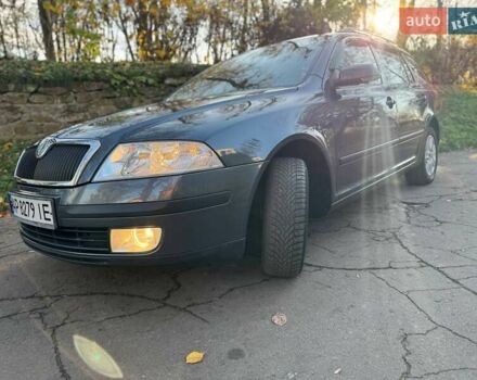 Серый Шкода Октавия, объемом двигателя 1.6 л и пробегом 227 тыс. км за 6000 $, фото 3 на Automoto.ua