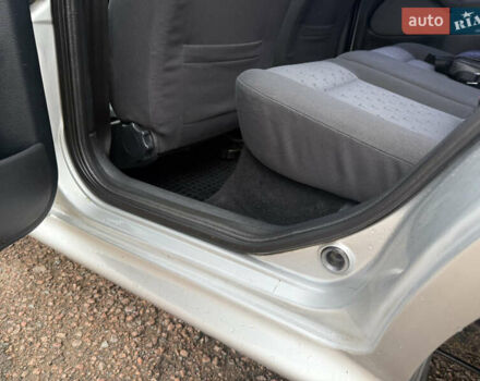 Серый Шкода Октавия, объемом двигателя 1.6 л и пробегом 310 тыс. км за 3850 $, фото 14 на Automoto.ua