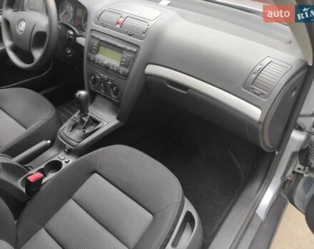 Сірий Шкода Октавія, об'ємом двигуна 1.6 л та пробігом 280 тис. км за 5500 $, фото 23 на Automoto.ua