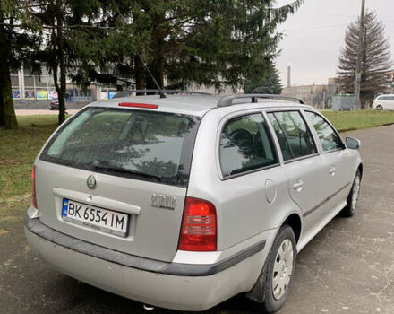 Серый Шкода Октавия, объемом двигателя 1.6 л и пробегом 186 тыс. км за 6500 $, фото 3 на Automoto.ua