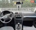Серый Шкода Октавия, объемом двигателя 1.6 л и пробегом 213 тыс. км за 6100 $, фото 2 на Automoto.ua