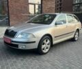Серый Шкода Октавия, объемом двигателя 1.6 л и пробегом 209 тыс. км за 6600 $, фото 1 на Automoto.ua