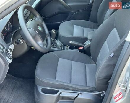 Сірий Шкода Октавія, об'ємом двигуна 1.6 л та пробігом 210 тис. км за 6500 $, фото 14 на Automoto.ua