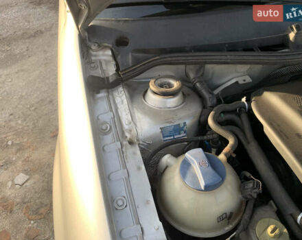 Серый Шкода Октавия, объемом двигателя 1.6 л и пробегом 375 тыс. км за 5500 $, фото 5 на Automoto.ua