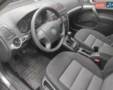 Сірий Шкода Октавія, об'ємом двигуна 1.6 л та пробігом 280 тис. км за 5500 $, фото 6 на Automoto.ua