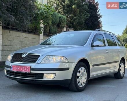 Сірий Шкода Октавія, об'ємом двигуна 1.6 л та пробігом 210 тис. км за 6500 $, фото 2 на Automoto.ua