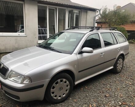 Серый Шкода Октавия, объемом двигателя 1.6 л и пробегом 250 тыс. км за 5500 $, фото 2 на Automoto.ua