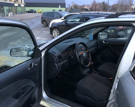 Серый Шкода Октавия, объемом двигателя 1.6 л и пробегом 258 тыс. км за 5500 $, фото 5 на Automoto.ua