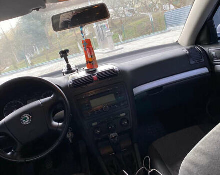 Сірий Шкода Октавія, об'ємом двигуна 1.97 л та пробігом 270 тис. км за 5800 $, фото 5 на Automoto.ua