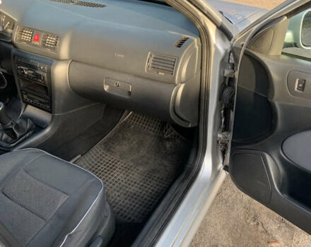 Серый Шкода Октавия, объемом двигателя 1.6 л и пробегом 375 тыс. км за 5500 $, фото 14 на Automoto.ua