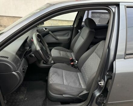 Серый Шкода Октавия, объемом двигателя 1.6 л и пробегом 258 тыс. км за 4700 $, фото 5 на Automoto.ua