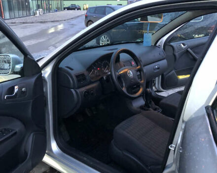 Серый Шкода Октавия, объемом двигателя 1.6 л и пробегом 258 тыс. км за 5500 $, фото 9 на Automoto.ua